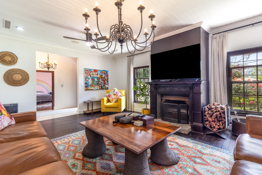 5 Bedroom Property for Sale in Hoog En Droog Western Cape